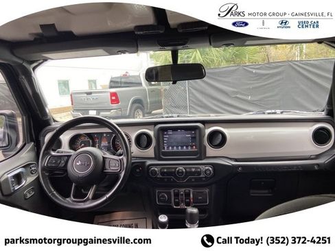 Used 2021 Jeep Wrangler Unlimited Islander image 18