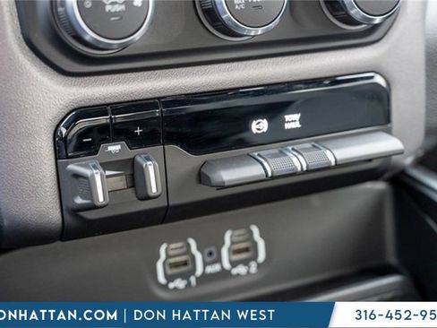 Used 2023 RAM 2500 Big Horn w/ Level 1 Equipment Group image 11