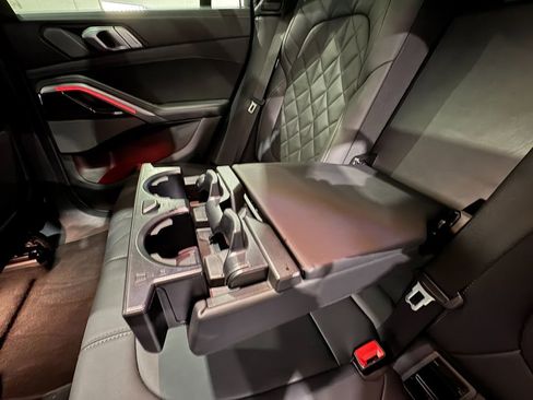 Used 2024 BMW X6 xDrive40i image 39