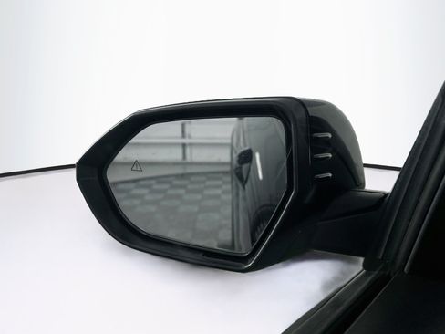 Used 2025 Hyundai Kona SEL FWD image 16