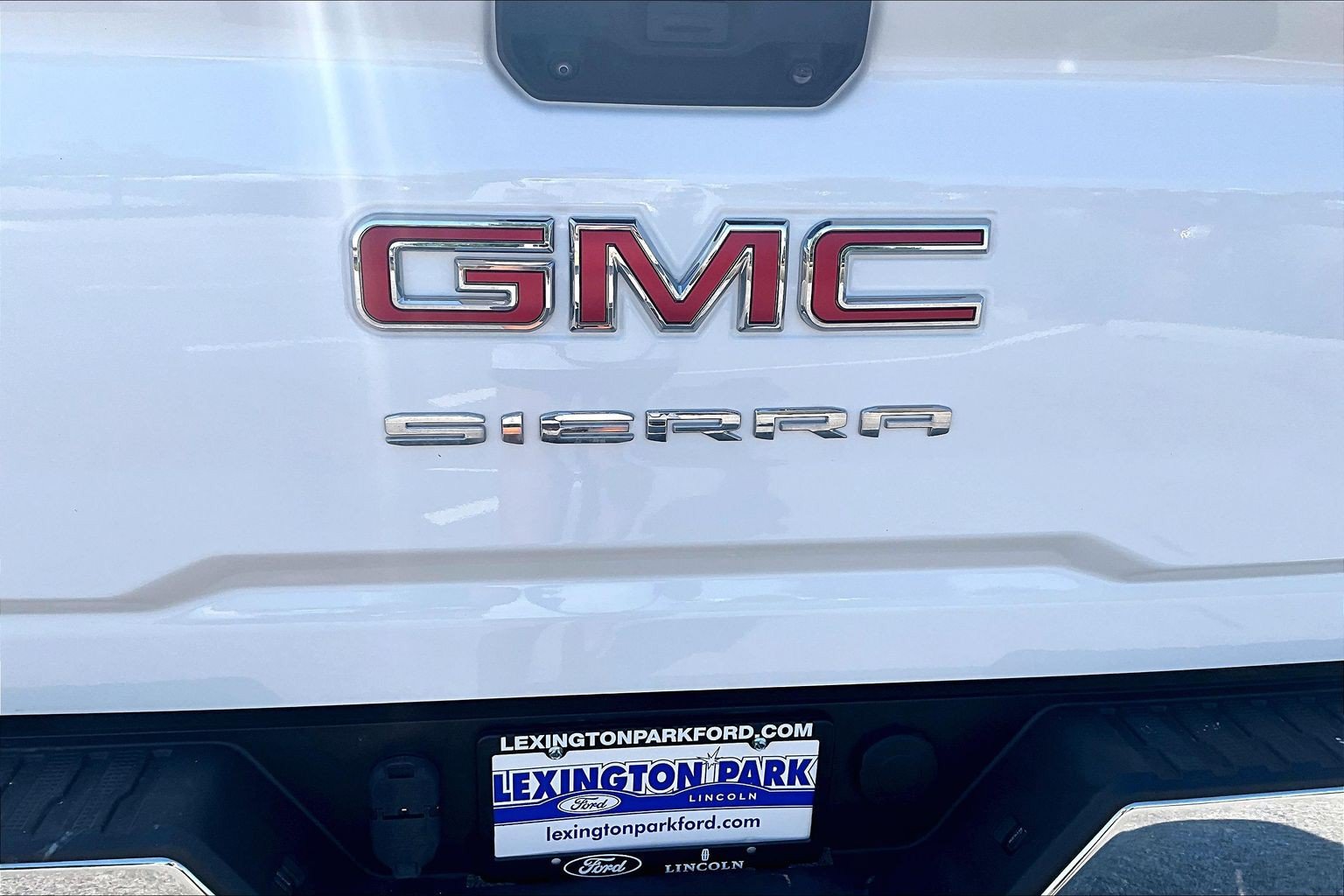 Used 2024 GMC Sierra 2500 Pro w/ Convenience Package AWD/4WD image 23