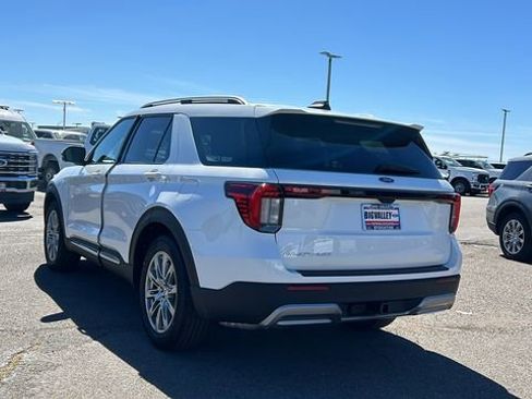 New 2026 Ford Explorer Platinum image 5