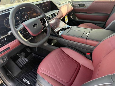 New 2026 INFINITI QX80 Autograph w/ Premium Cargo Package image 13