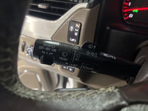 Used 2015 GMC Yukon SLT w/ Open Road Package image 33