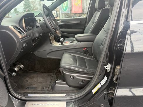 Used 2015 Jeep Grand Cherokee Limited w/ Luxury Group II image 13