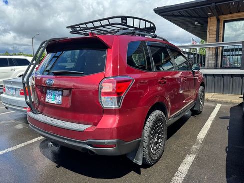 Used 2017 Subaru Forester 2.0XT Touring AWD/4WD image 5