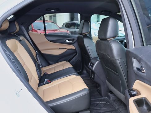 Certified 2022 Chevrolet Equinox Premier w/ LPO, Floor Liner Package image 26