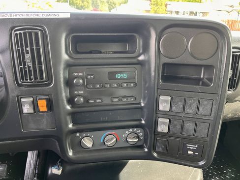 Used 2008 Chevrolet Kodiak C4500 2WD Regular Cab image 15
