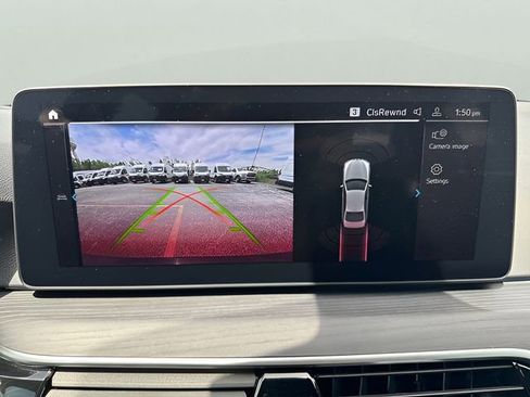 Certified 2021 BMW 530e xDrive w/ Premium Package AWD/4WD image 20