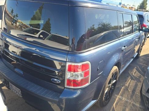 Used 2019 Ford Flex SEL w/ Equipment Group 202A image 2