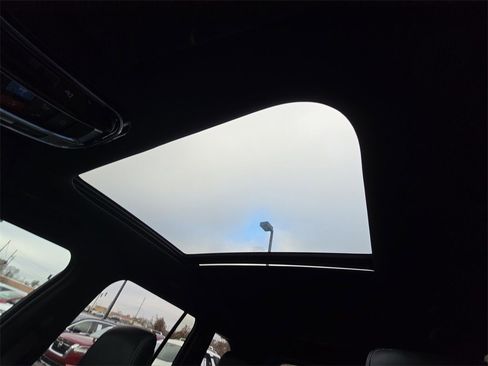 Used 2024 Jeep Grand Cherokee Overland w/ Trailer Tow Package image 26