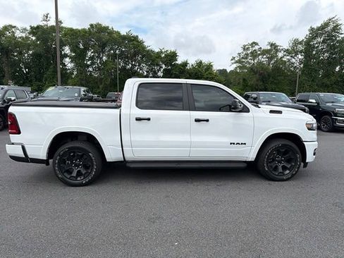 Used 2025 RAM 1500 Big Horn AWD/4WD image 9