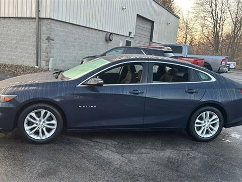 Used 2018 Chevrolet Malibu LT image 8