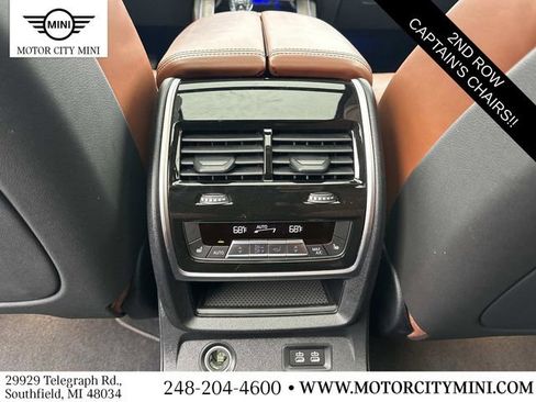 Used 2022 BMW X7 xDrive40i w/ Executive Package image 19