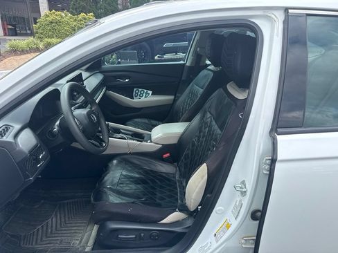 Used 2023 Honda Accord EX image 6