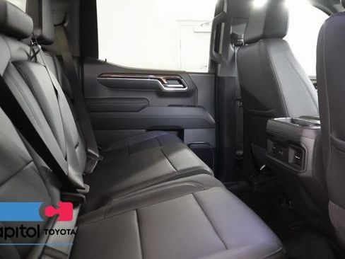 Used 2026 Chevrolet Silverado 1500 LT Trail Boss w/ LT Trail Boss Premium Package AWD/4WD image 30