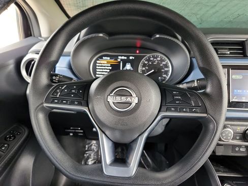 Used 2025 Nissan Versa SV FWD image 22