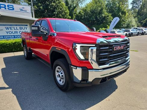 Used 2024 GMC Sierra 2500 Pro w/ Convenience Package image 8