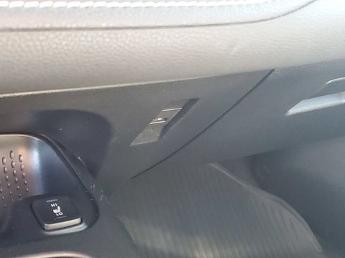 Used 2020 Toyota Corolla XSE FWD image 29
