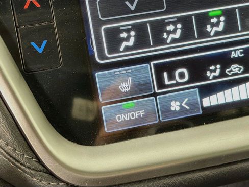 Used 2023 Subaru Legacy Limited AWD/4WD image 25