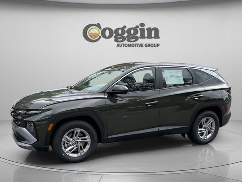 New 2026 Hyundai Tucson SE image 1