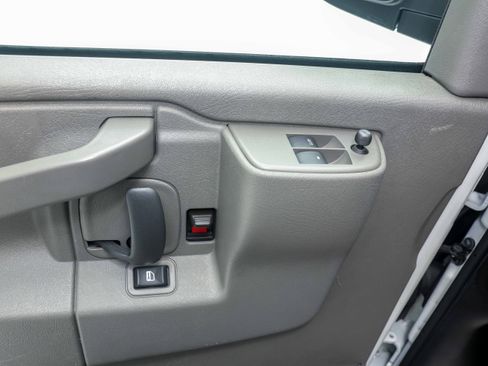 Used 2023 Chevrolet Express 3500 LT w/ LT Preferred Equipment Group image 23