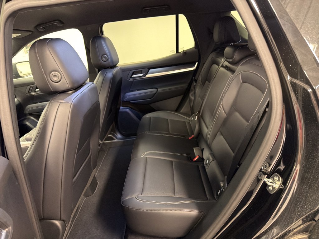New 2027 GMC Terrain Elevation w/ Elevation Premium Package FWD image 28