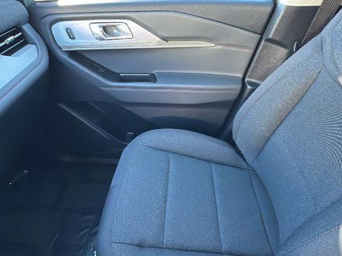New 2026 Ford Explorer Active image 12