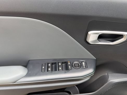 New 2026 Kia K4 FWD image 8