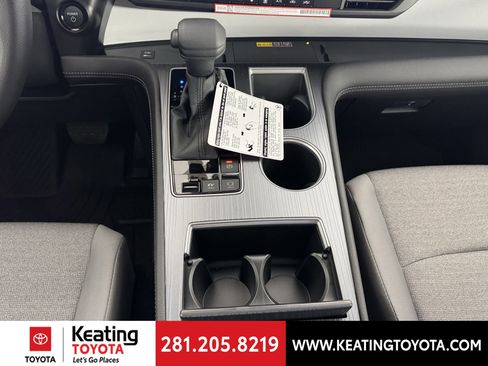 New 2026 Toyota Sienna LE image 12