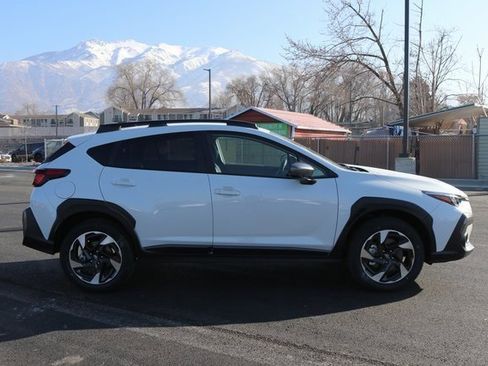 Used 2025 Subaru Crosstrek 2.5i Limited w/ Crosstrek Mirror Package image 2
