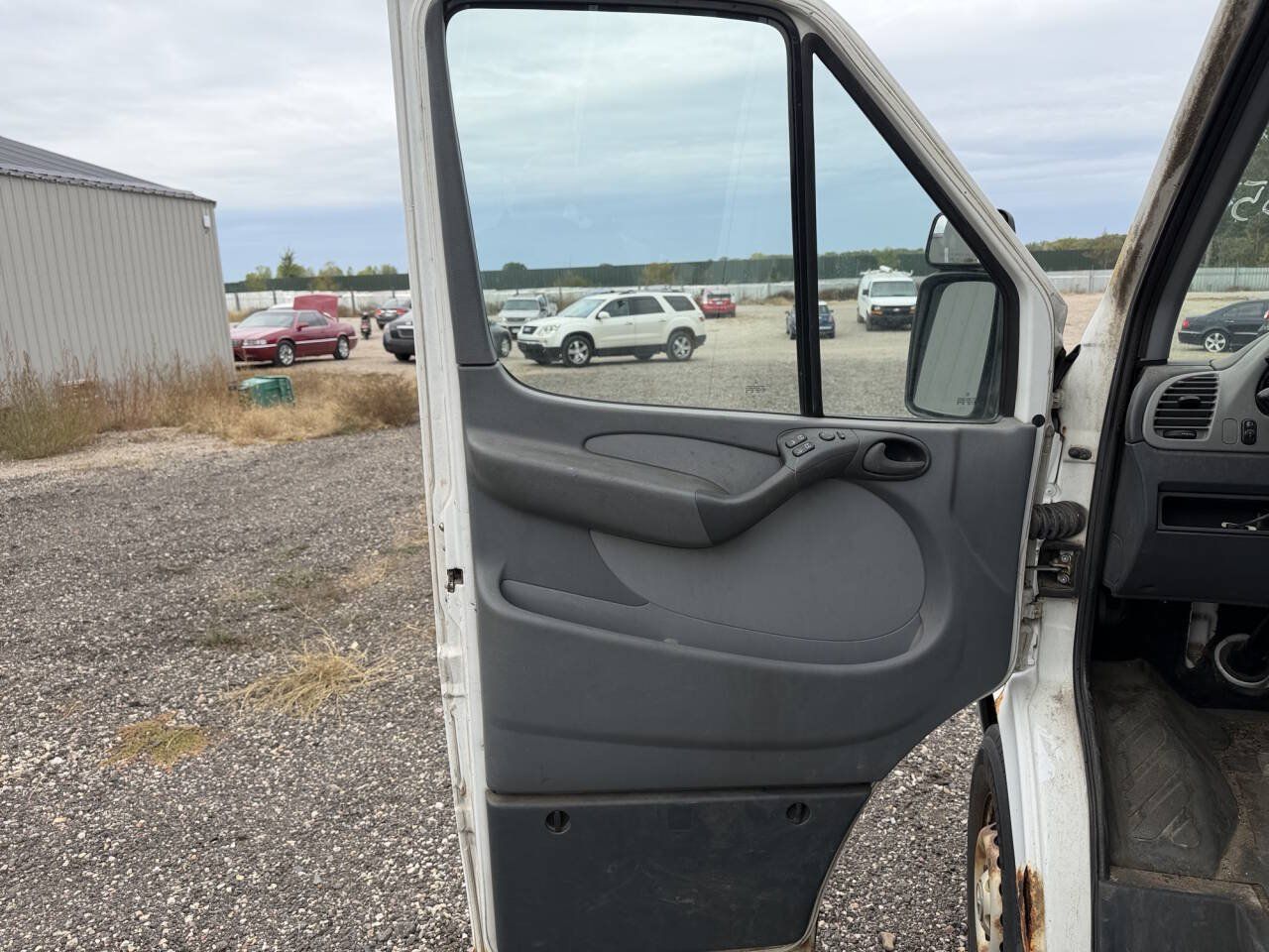 Used 2006 Dodge Sprinter 2500 w/ PWR Convenience Group RWD image 21