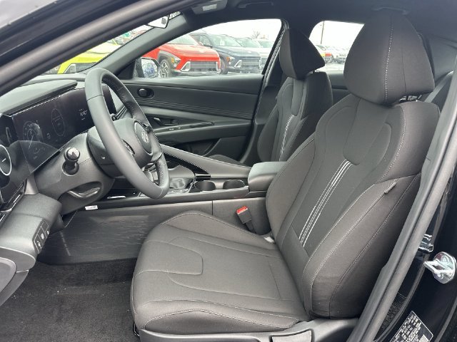 New 2026 Hyundai Elantra SEL FWD image 19