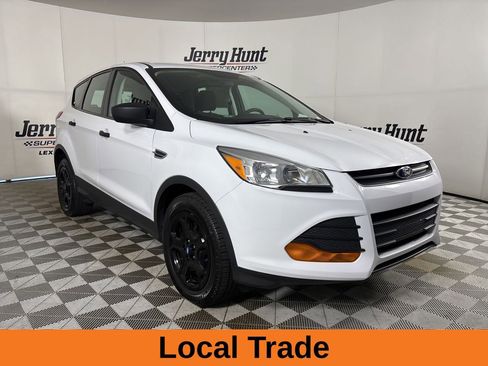 Used 2016 Ford Escape S FWD image 5