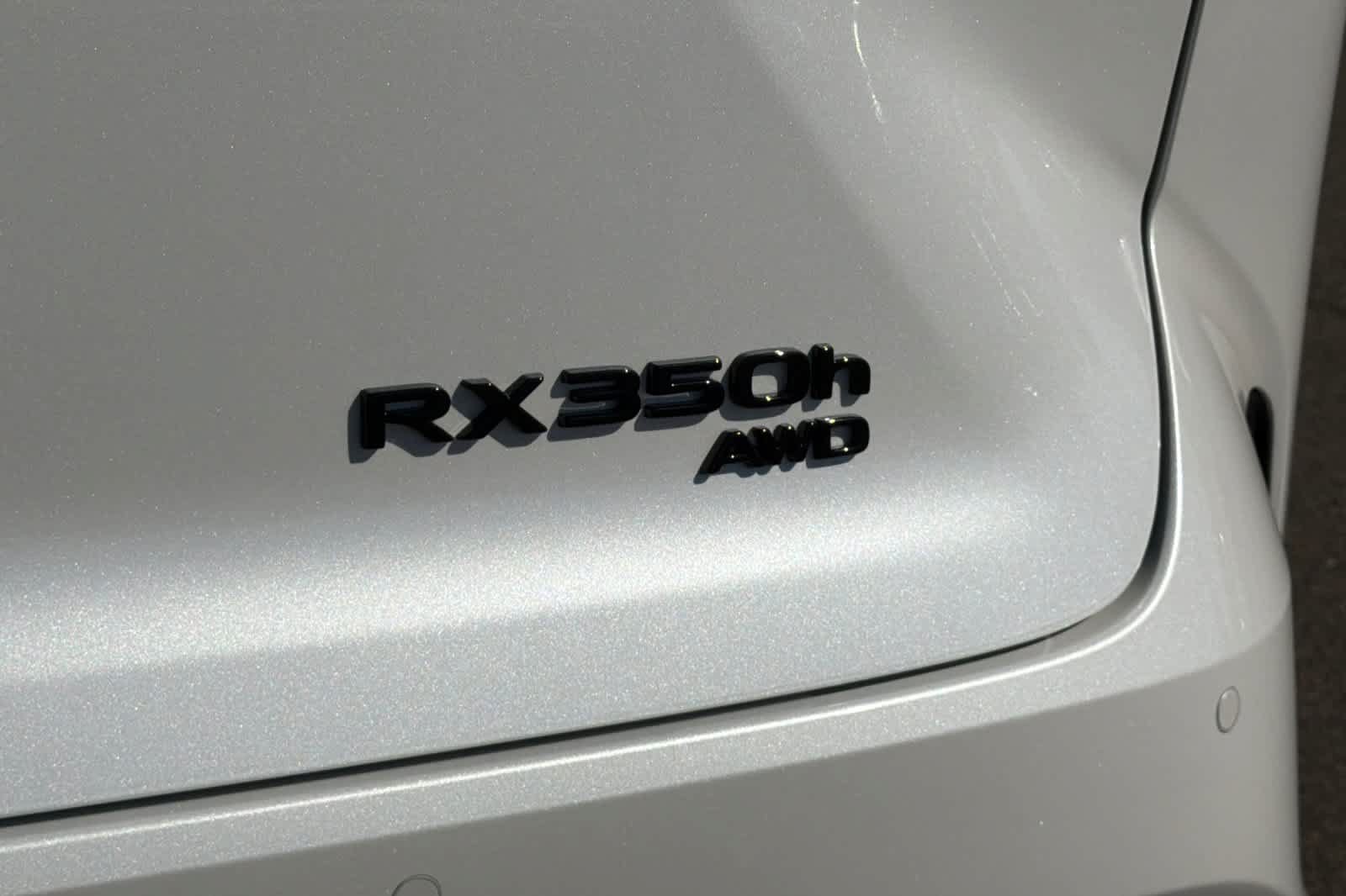 New 2026 Lexus RX 350h AWD/4WD image 32