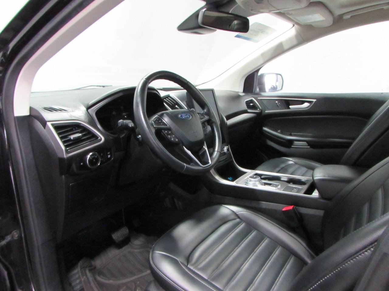Used 2024 Ford Edge SEL w/ Convenience Package AWD/4WD image 13