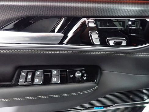 New 2026 Jeep Grand Wagoneer Summit AWD/4WD image 24
