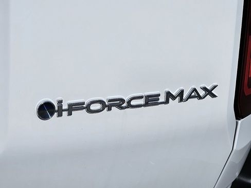 Used 2025 Toyota Land Cruiser image 12