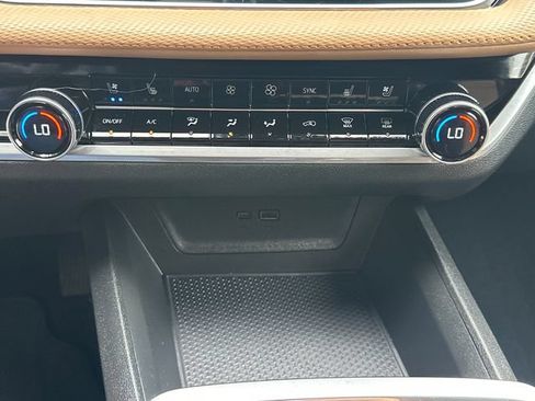 Used 2026 Chevrolet Equinox ACTIV w/ Convenience Package III AWD/4WD image 34