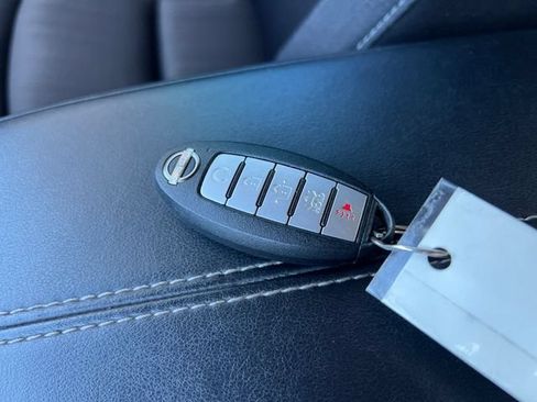 Used 2024 Nissan Altima 2.5 SV FWD image 29