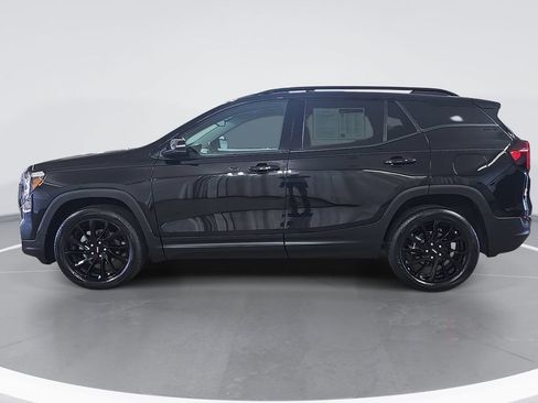 Used 2024 GMC Terrain SLT w/ Elevation Edition AWD/4WD image 7