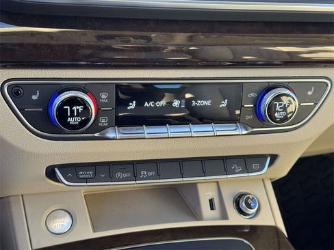 Used 2019 Audi Q5 2.0T Premium w/ Convenience Package image 28