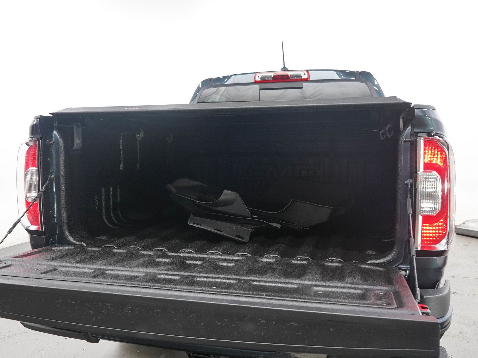 Used 2020 GMC Canyon All Terrain w/ Trailering Package AWD/4WD image 17