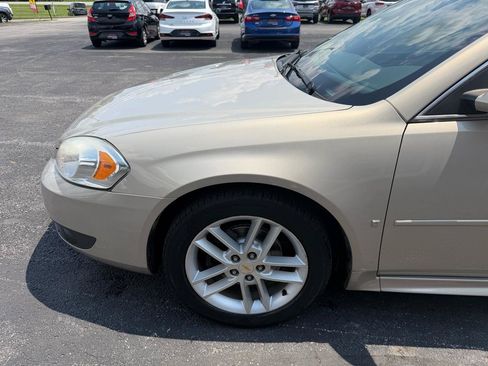 Used 2010 Chevrolet Impala LTZ FWD image 10