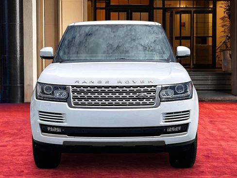 Used 2014 Land Rover Range Rover HSE AWD/4WD image 3