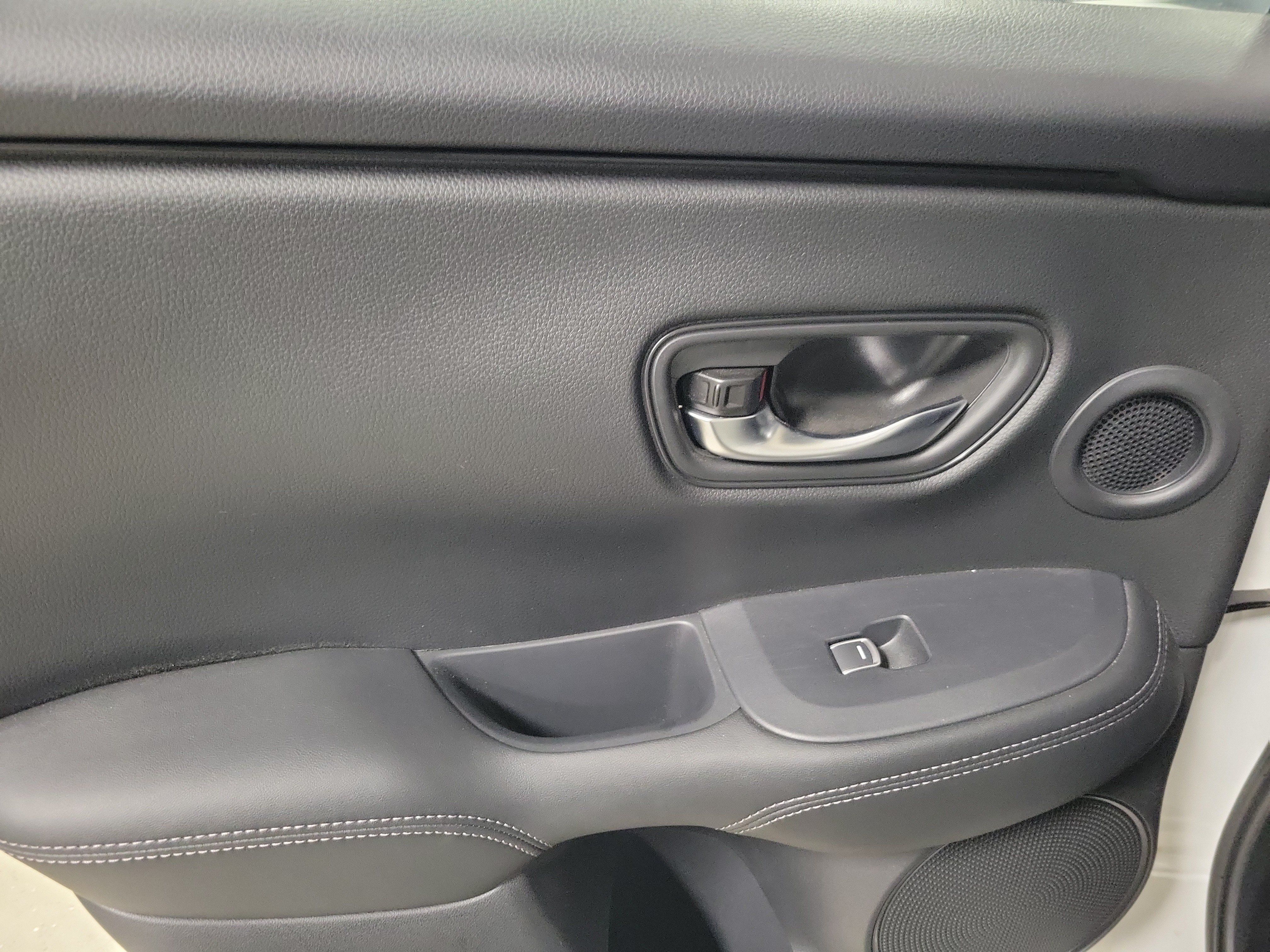 Certified 2024 Honda HR-V EX-L image 12