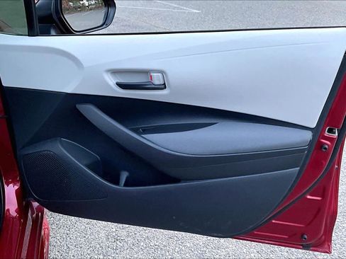 Certified 2022 Toyota Corolla LE image 23