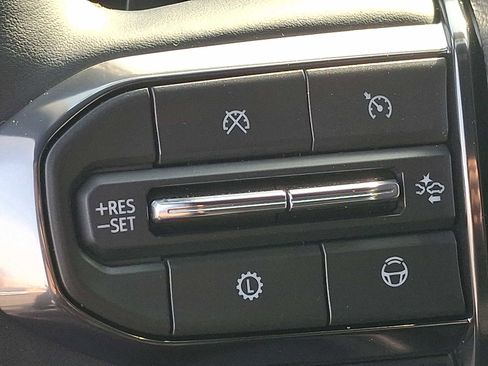 Used 2026 GMC Acadia AT4 w/ Super Cruise Package AWD/4WD image 22