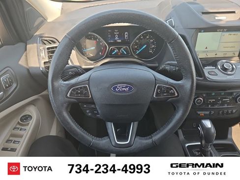 Used 2018 Ford Escape Titanium AWD/4WD image 22