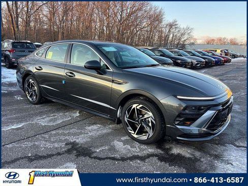 New 2026 Hyundai Sonata SEL image 1